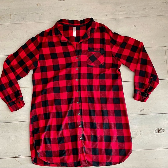 Xhilaration Red and Black Plaid Sleep Shirt, Size L - Picture 1 of 7